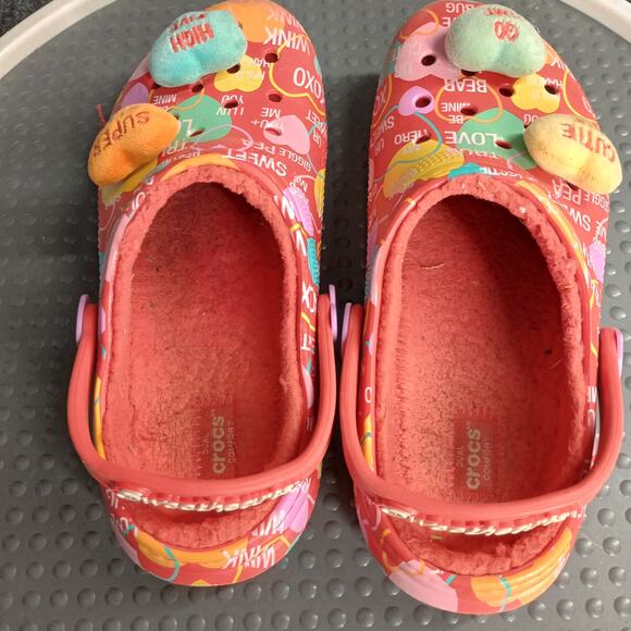 Crocs Sweethearts Valentines Junior Lined Sandals Red - Picture 6 of 8